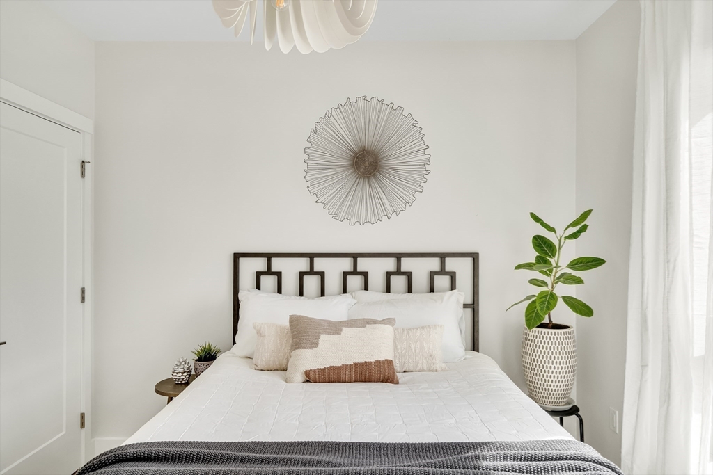 1963-1975 Massachusetts Avenue # 401