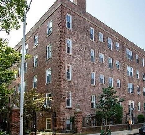 16 Chauncy St # G