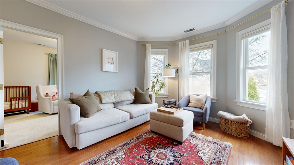 25 Wellington St # 1