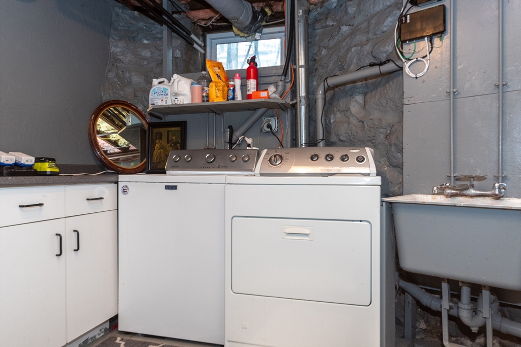 25 Wellington St # 1