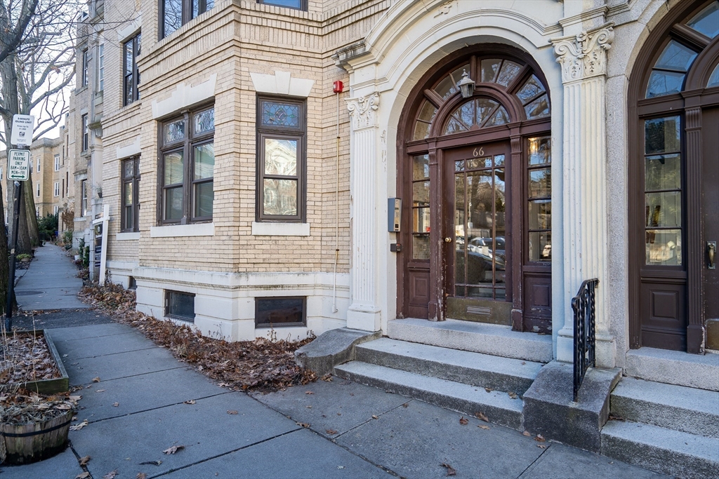 66 Marshal Street # 4