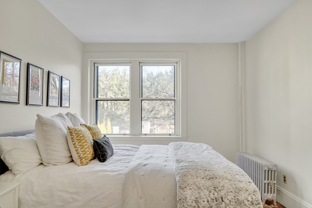 66 Marshal Street # 4