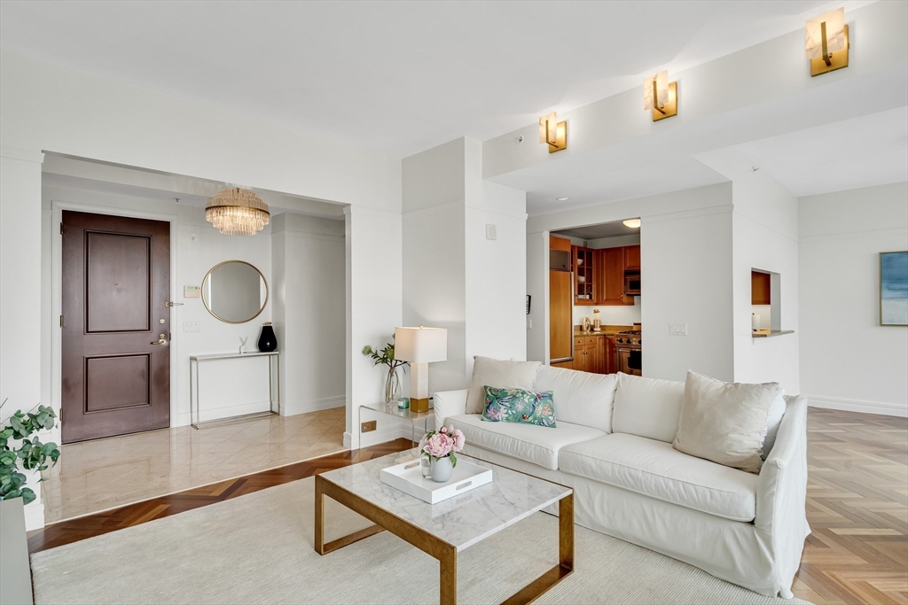 1 Avery Street # 27C
