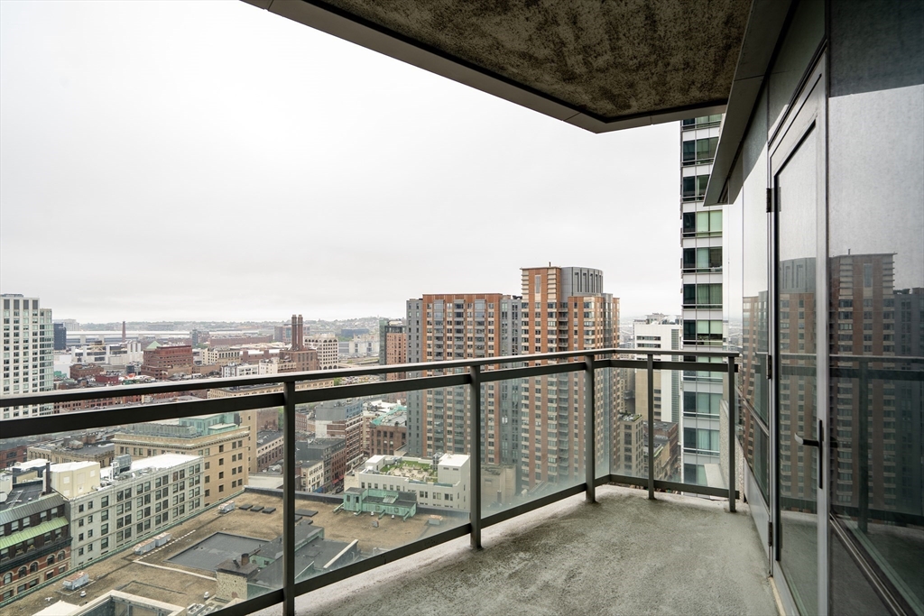 1 Avery Street # 27C