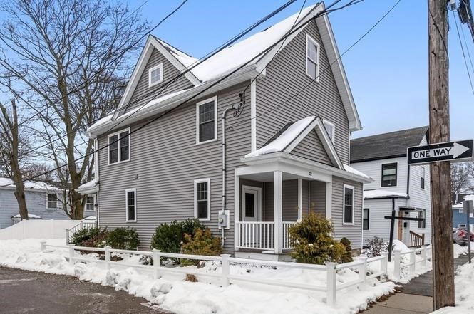 22 Myrtle St