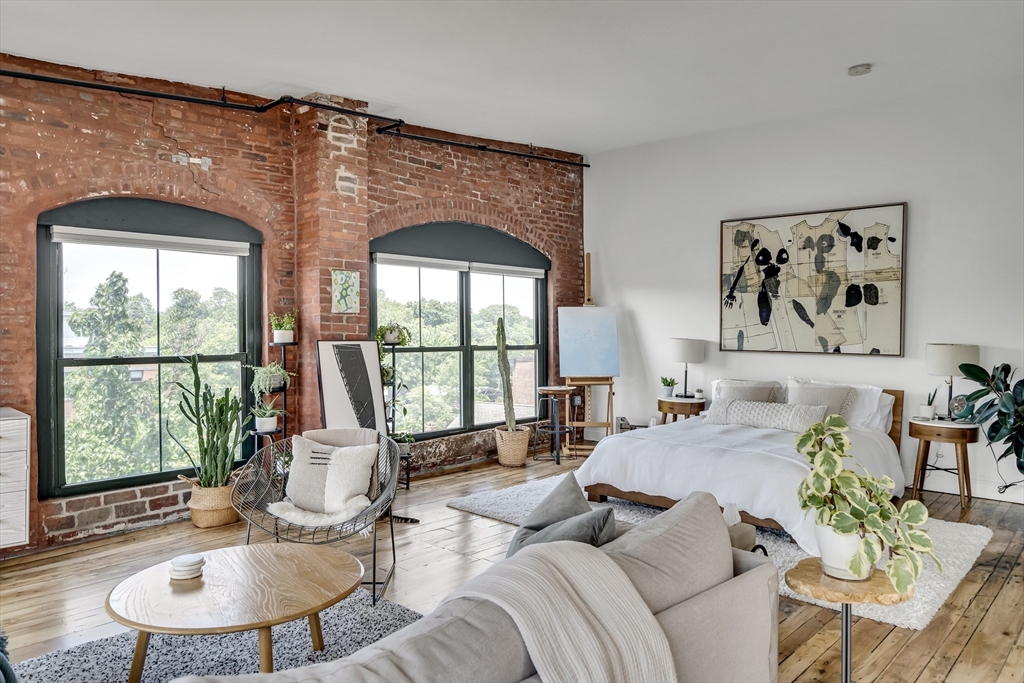 172-178 Green Street # 12