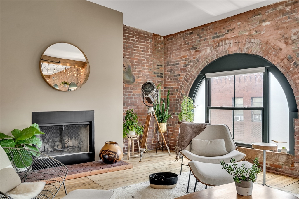 172-178 Green Street # 12