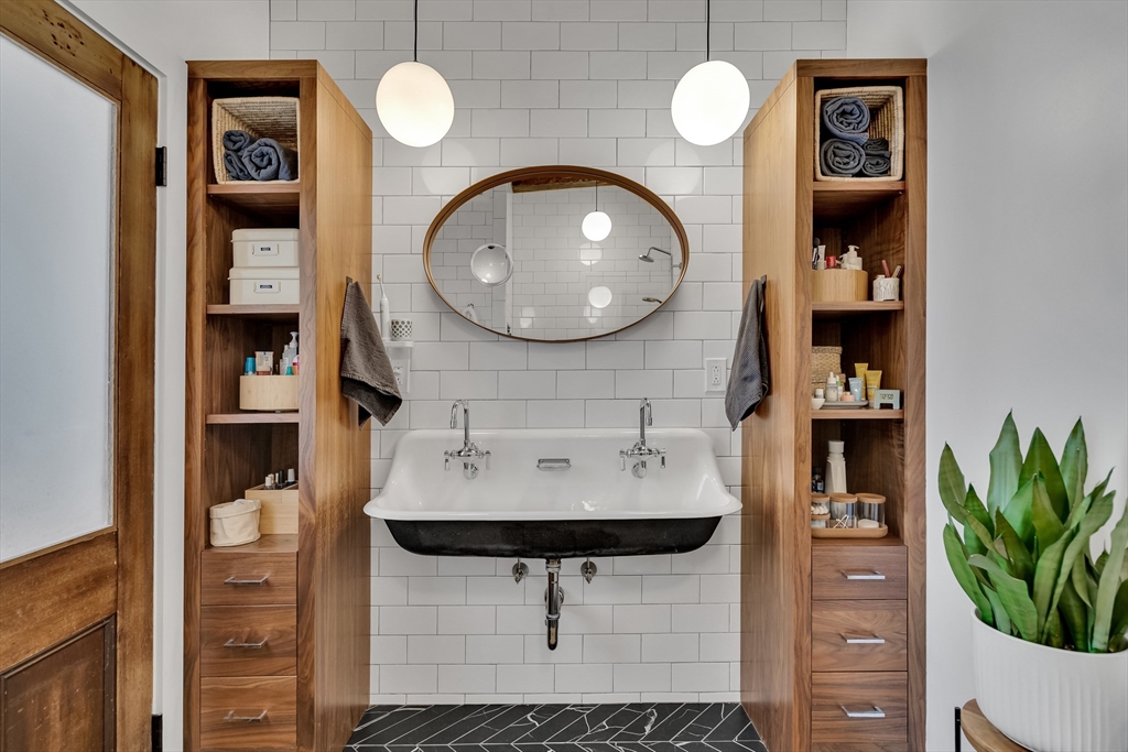 172-178 Green Street # 12