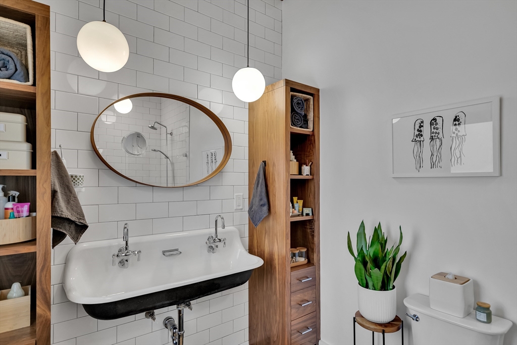 172-178 Green Street # 12