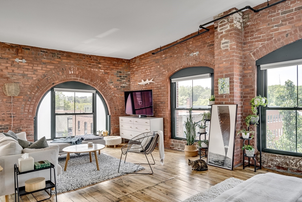 172-178 Green Street # 12