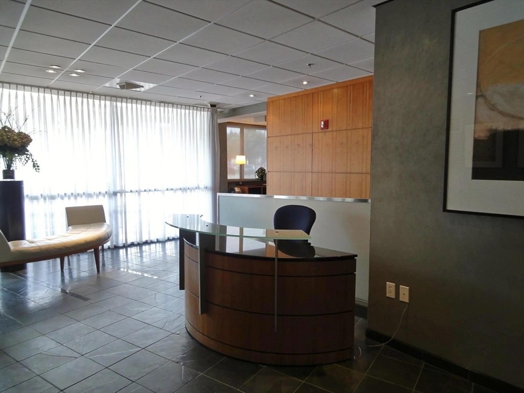 169 Monsignor Obrien Hwy # 213