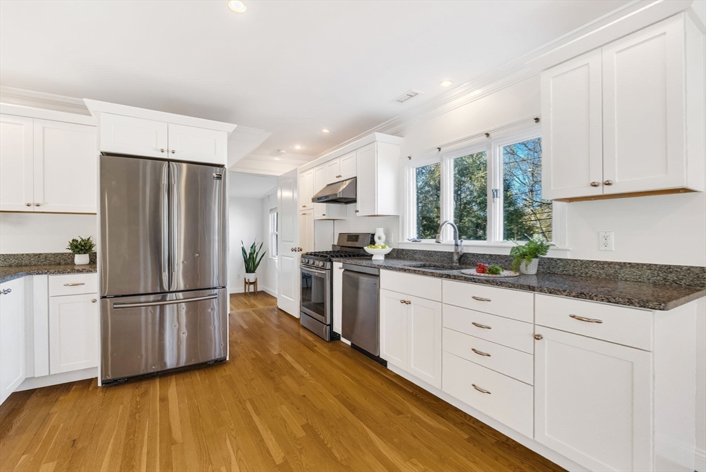 38 Lafayette St # 38