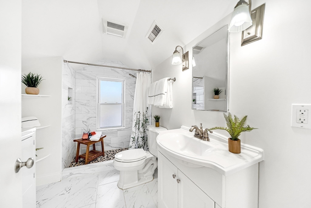 38 Lafayette St # 38