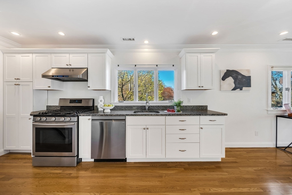 38 Lafayette St # 38