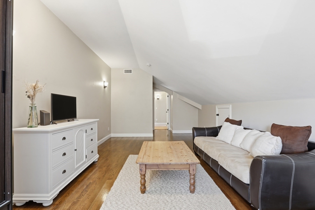 38 Salem Street # 38
