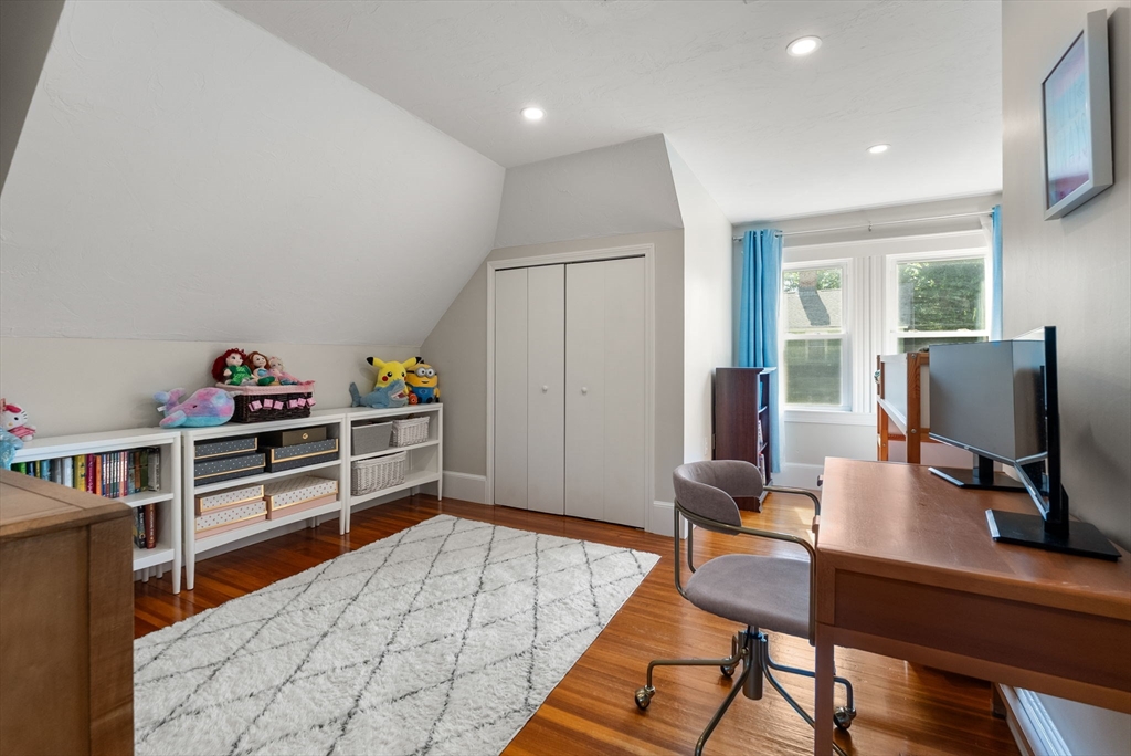 7 Harriet Ave # 7