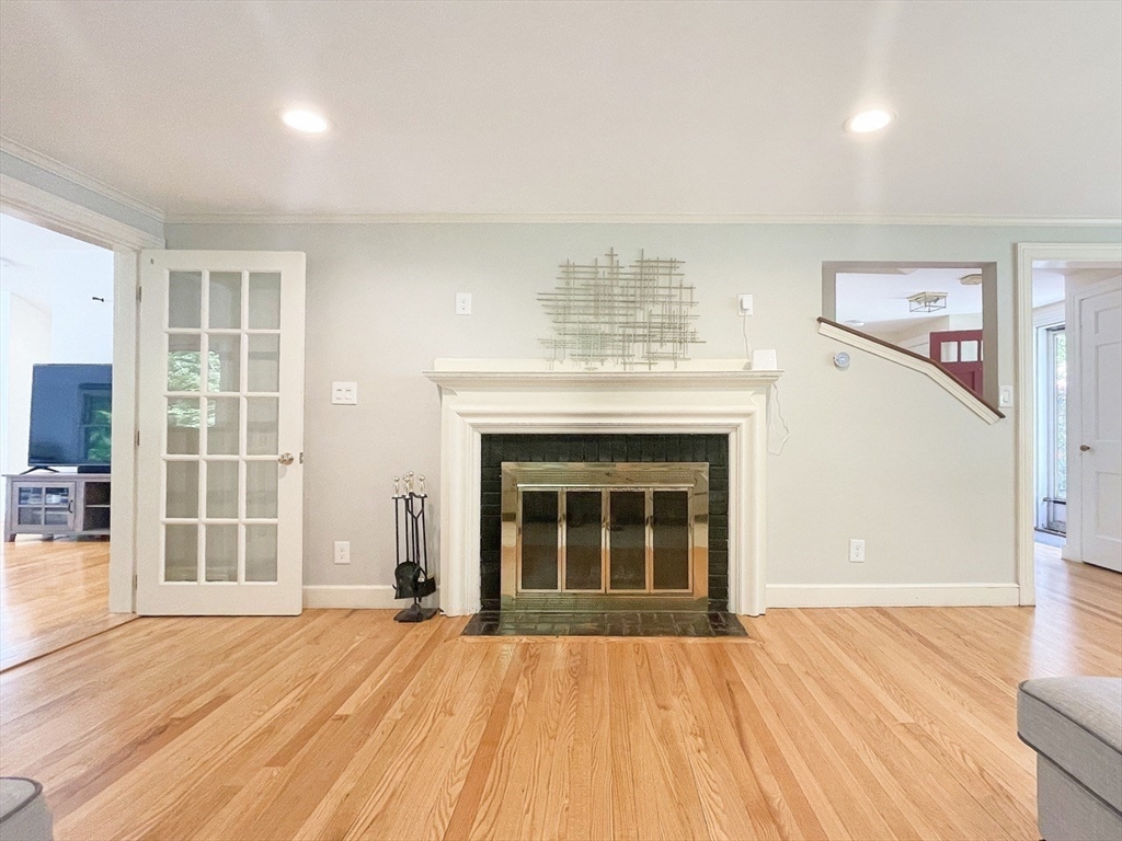 37 Emerson Rd