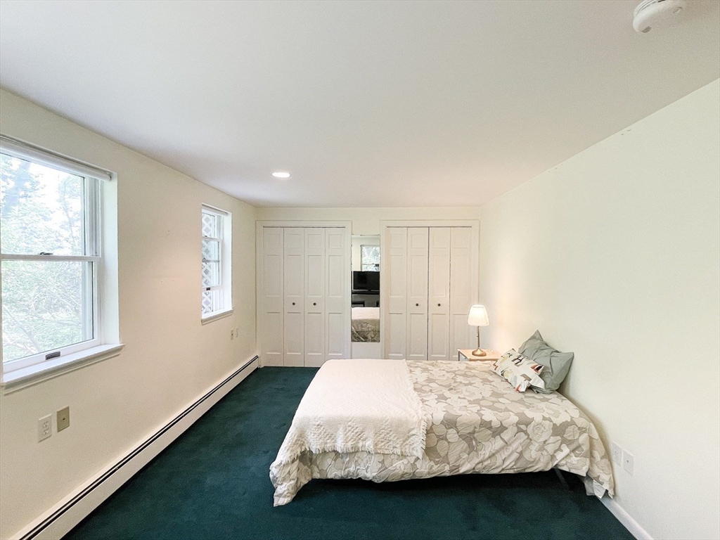 37 Emerson Rd