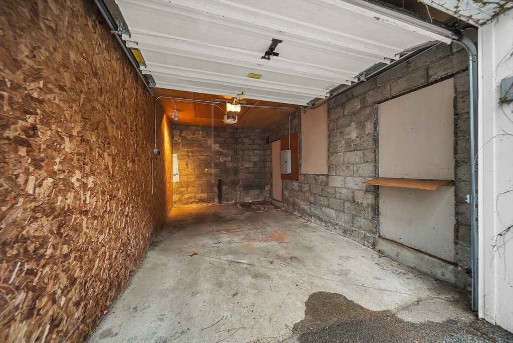 104 Trowbridge St # 4