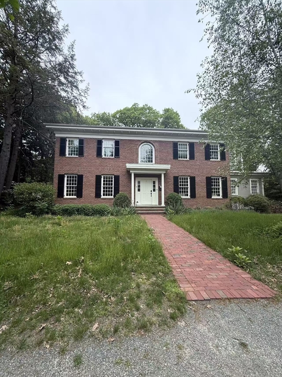 15 Cedar Rd