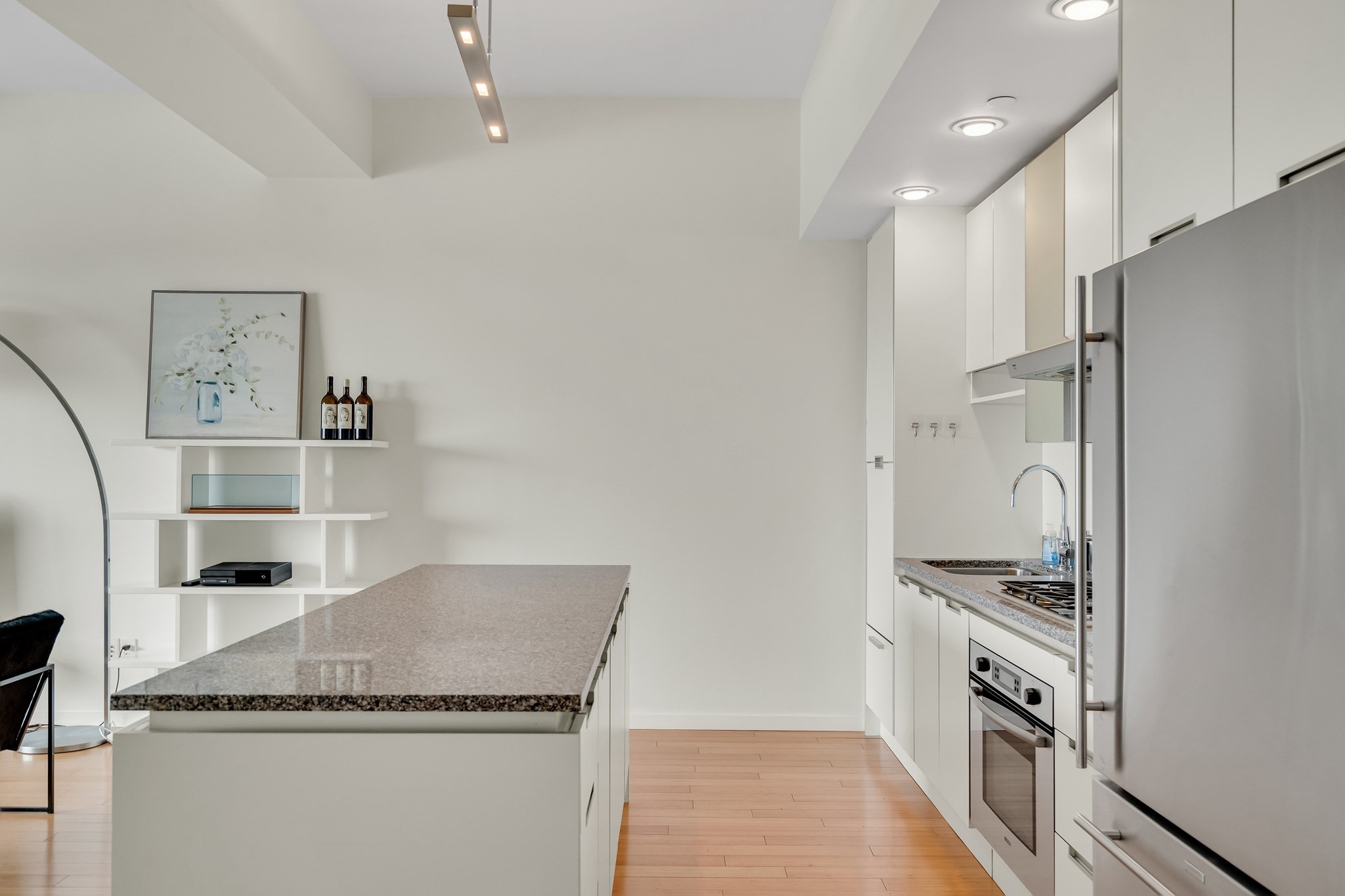 141 Dorchester Ave # 906