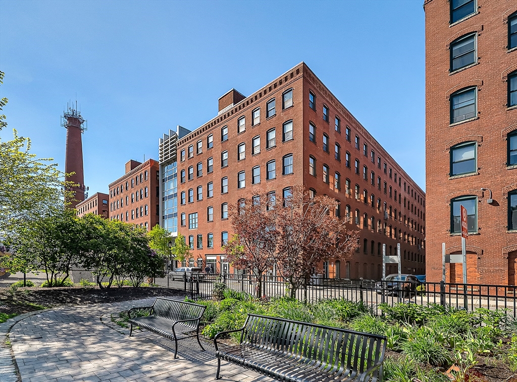 21 Wormwood St # 620