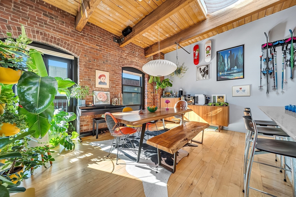 21 Wormwood St # 620