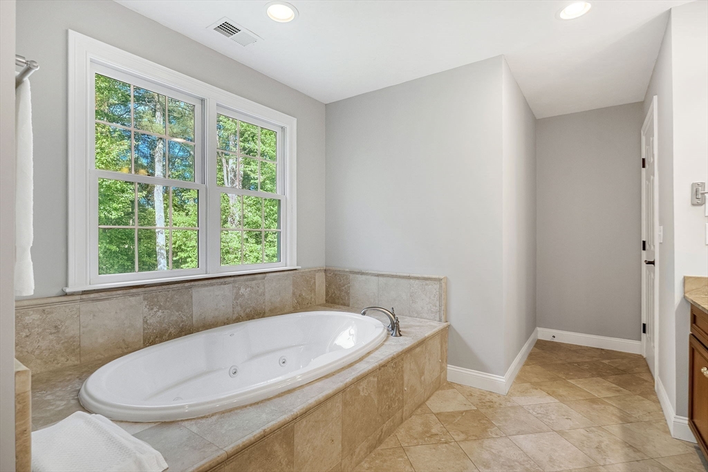 1125 Burroughs Rd