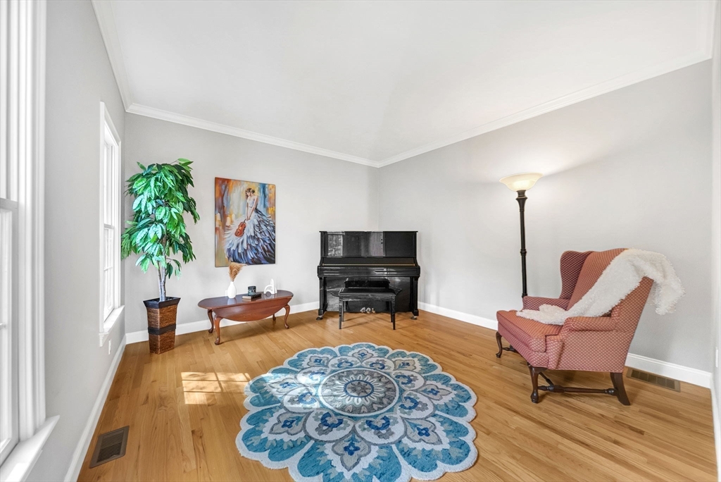 1125 Burroughs Rd