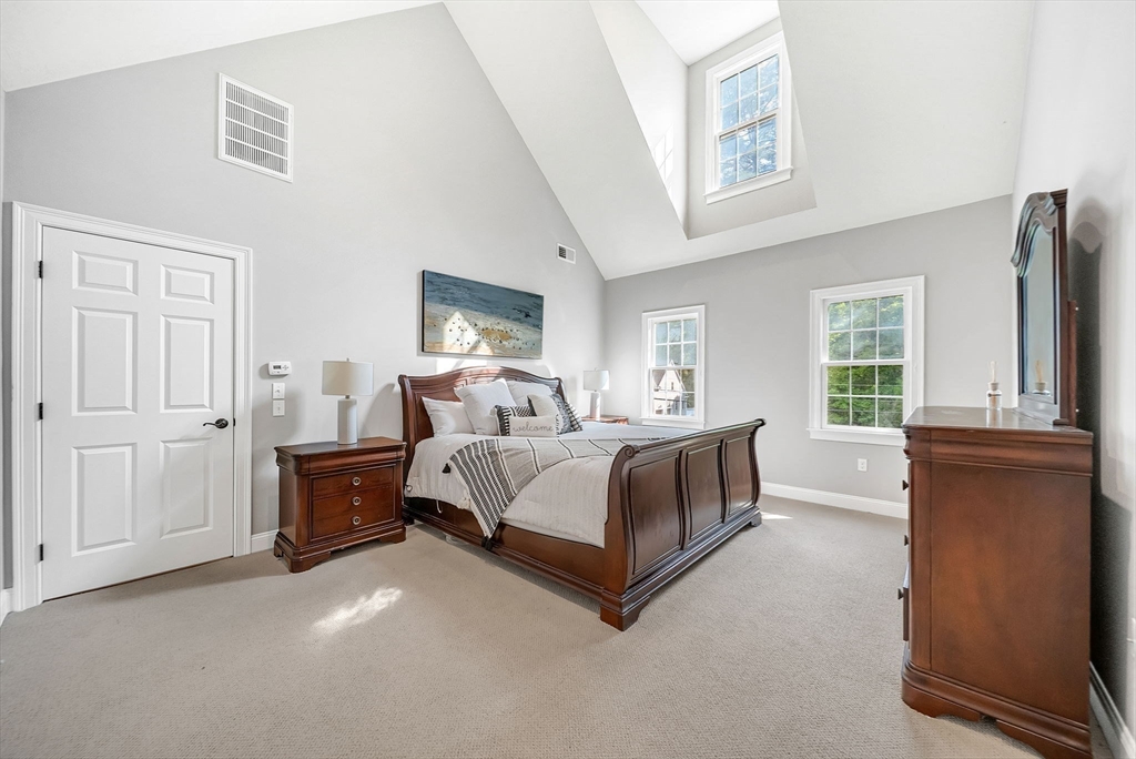 1125 Burroughs Rd