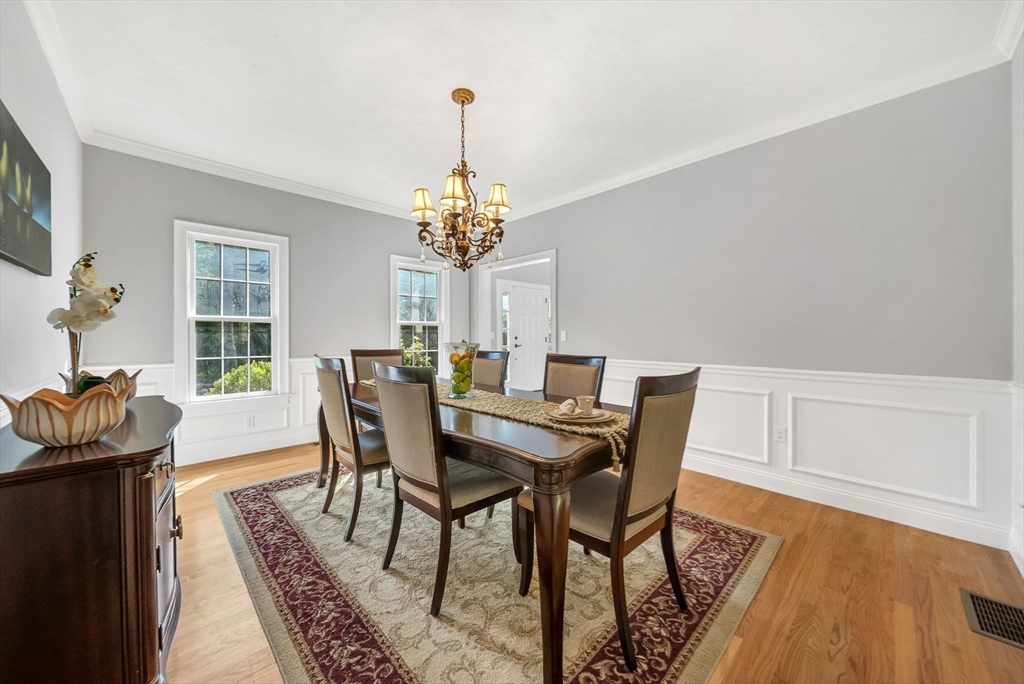 1125 Burroughs Rd