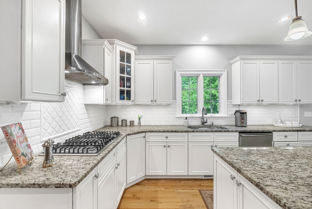1125 Burroughs Rd