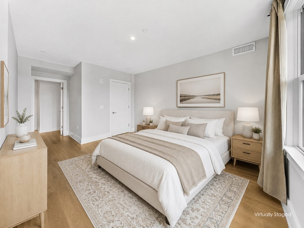 11 Oak Grove Ter # 402