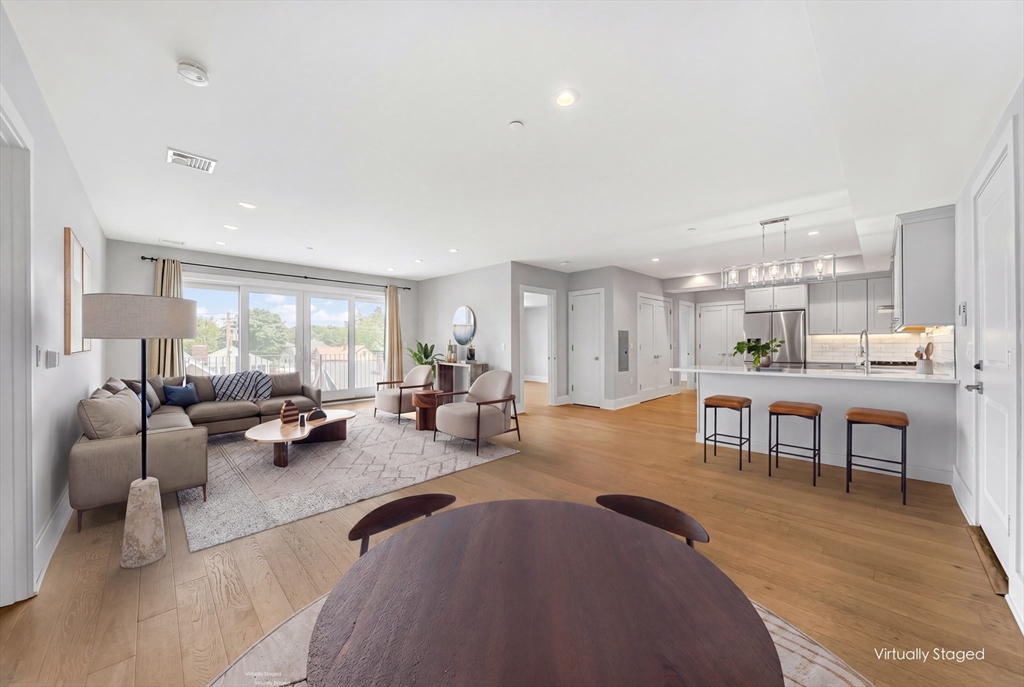 11 Oak Grove Ter # 402