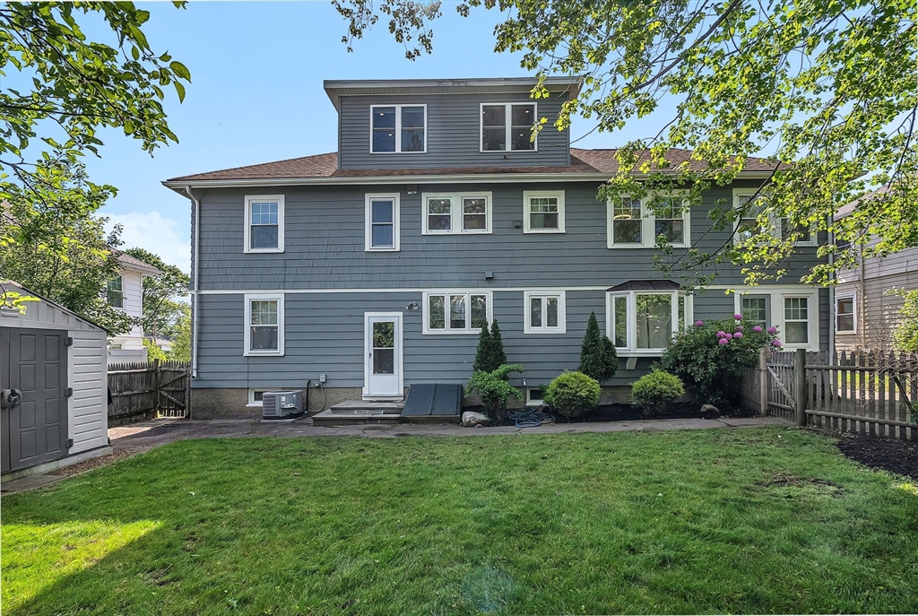 15 Noble St # 15