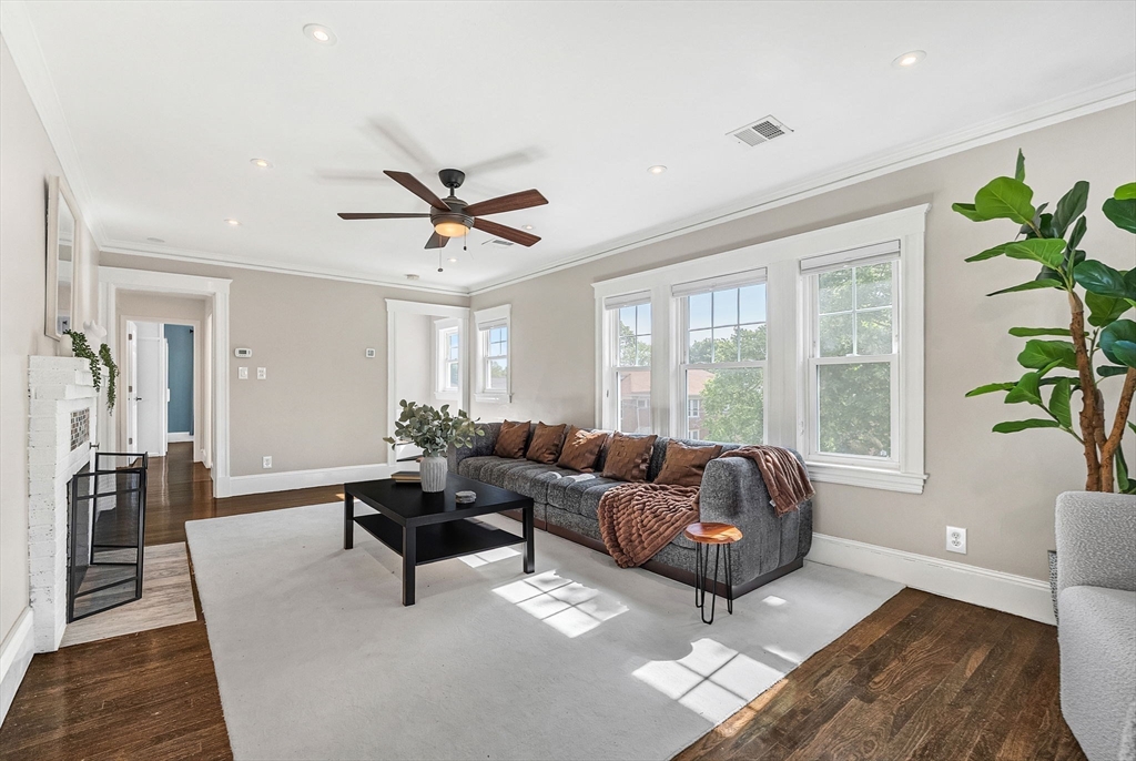 15 Noble St # 15