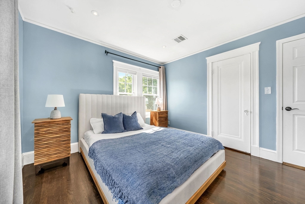 15 Noble St # 15