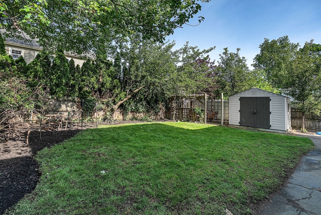 15 Noble St # 15