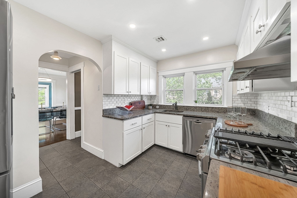 15 Noble St # 15
