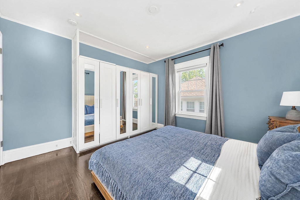 15 Noble St # 15