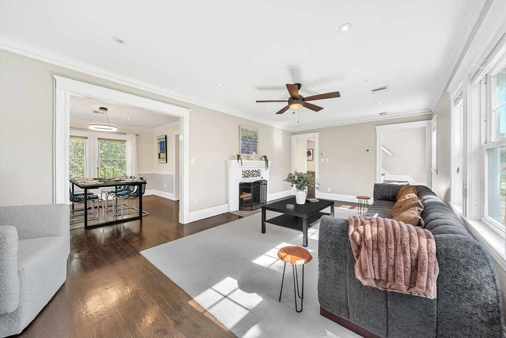 15 Noble St # 15