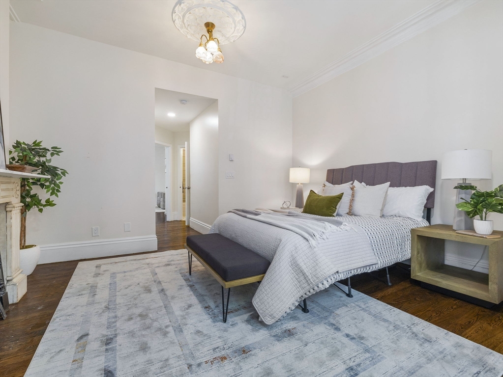 2-A Wellington St # 2