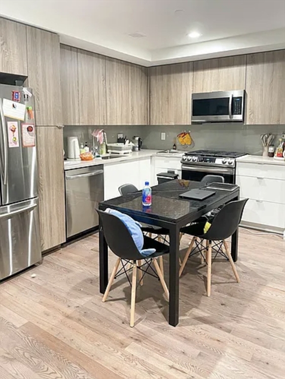 141 Hyde Park Ave # 125b