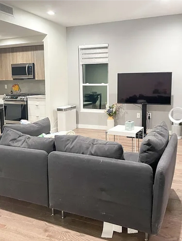 141 Hyde Park Ave # 125b