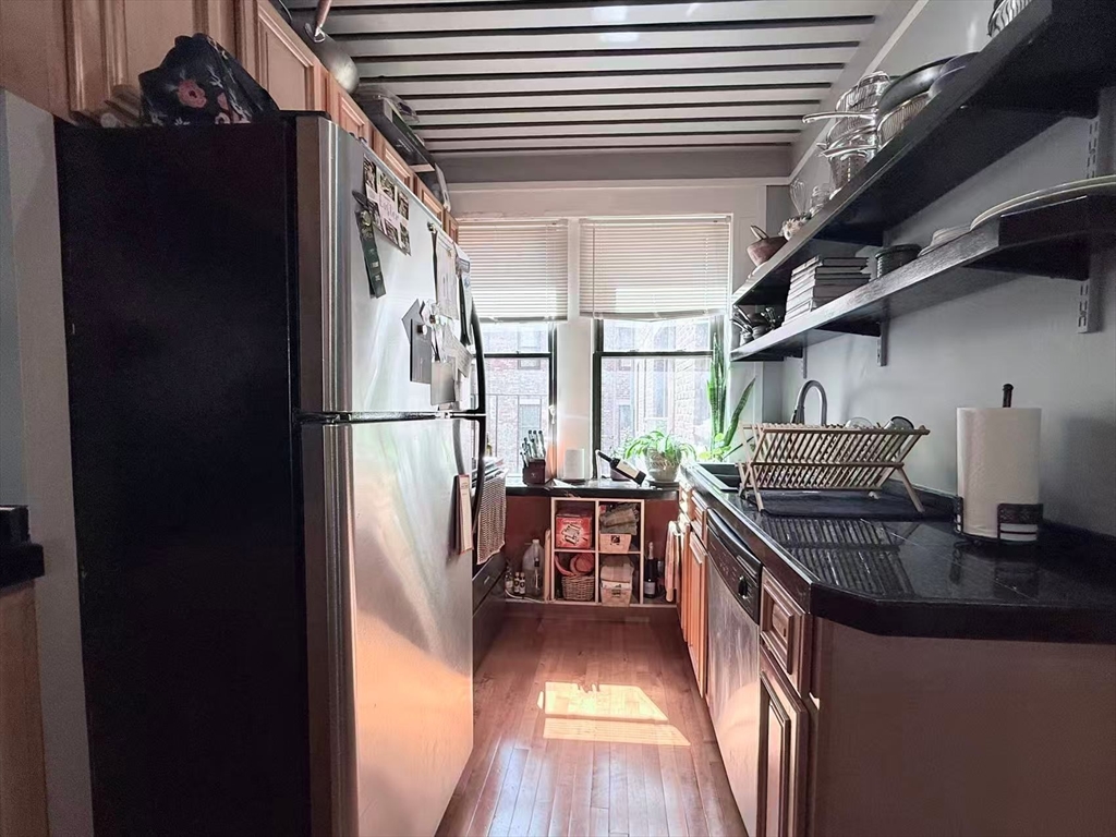 1880 Commonwealth Ave # 5