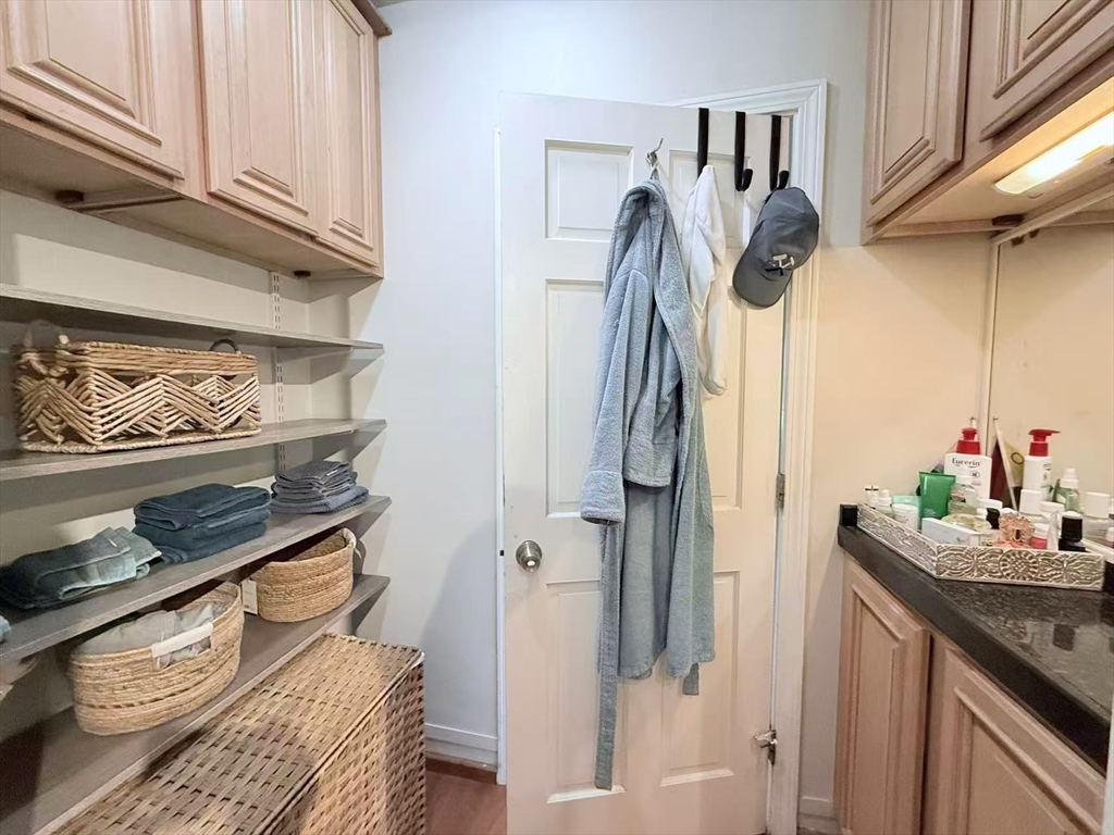 1880 Commonwealth Ave # 5