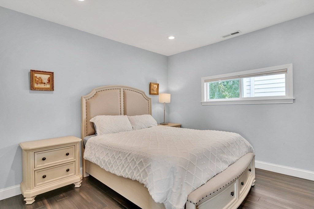 11 Lexington St # 11