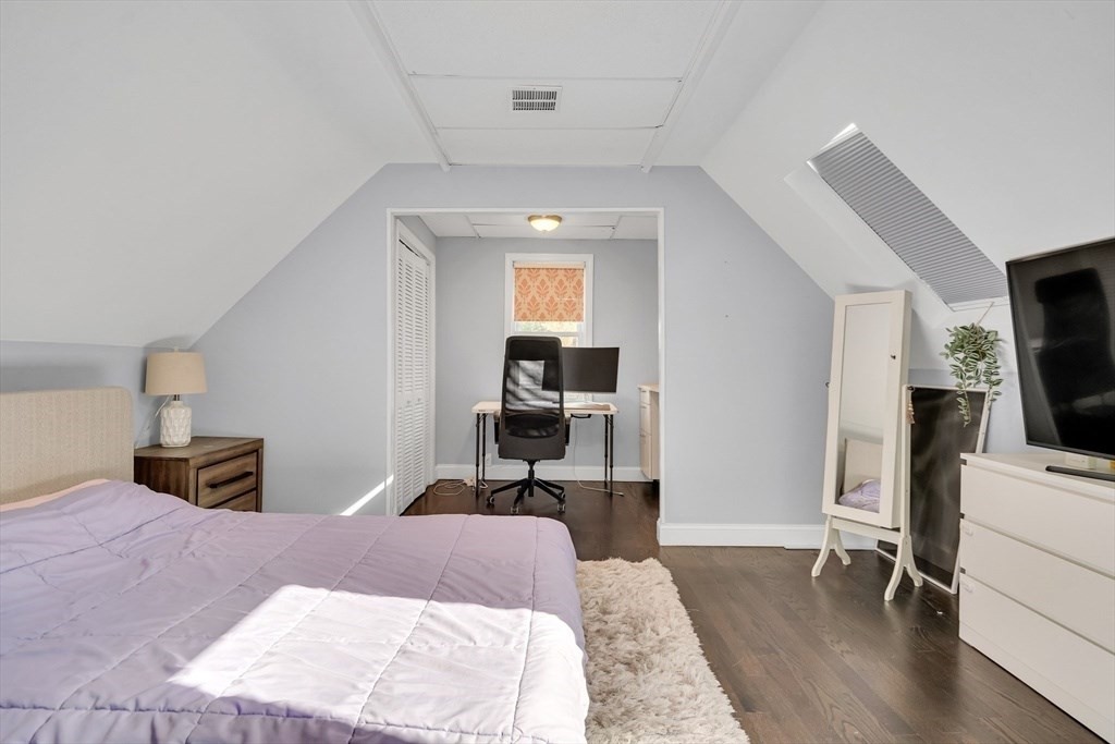 11 Lexington St # 11