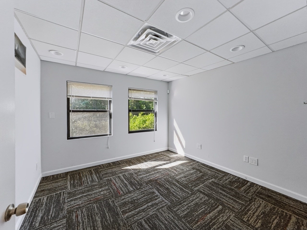 206 Turnpike Rd