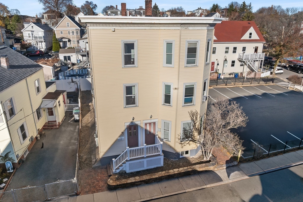 36 Fountain Ave # 2